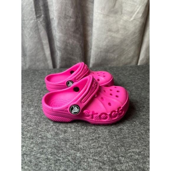 Crocs Kids Baya Clog Electric Pink Size C7 Unisex Lightweight Comfort NWT - Picture 2 of 5